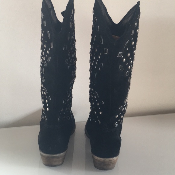 Gorgeous "Boutique" Blk Suede Studded Cowboy Boots - Picture 6 of 8